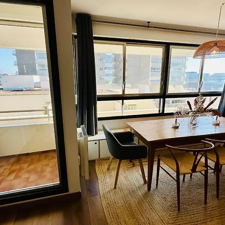 Chic In A Listed District Apartamento